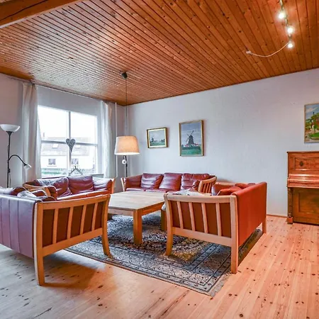 Lystrup Gamle Skole Allingabro V * Norager