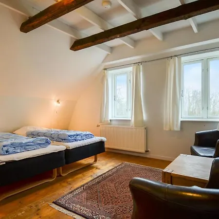 Lystrup Gamle Skole Allingabro V Holiday home