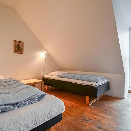 Lystrup Gamle Skole Allingabro V Holiday home *
