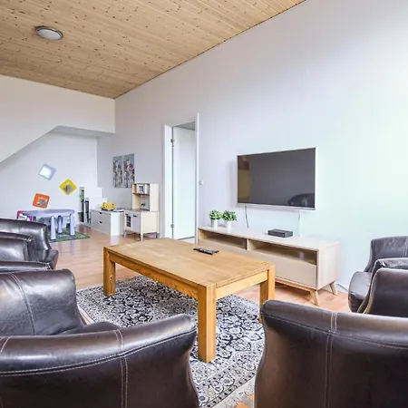 Lystrup Gamle Skole Allingabro V Holiday home *