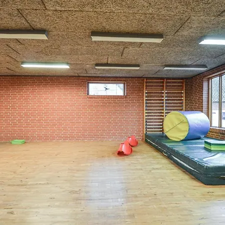 Lystrup Gamle Skole Allingabro V Holiday home Norager